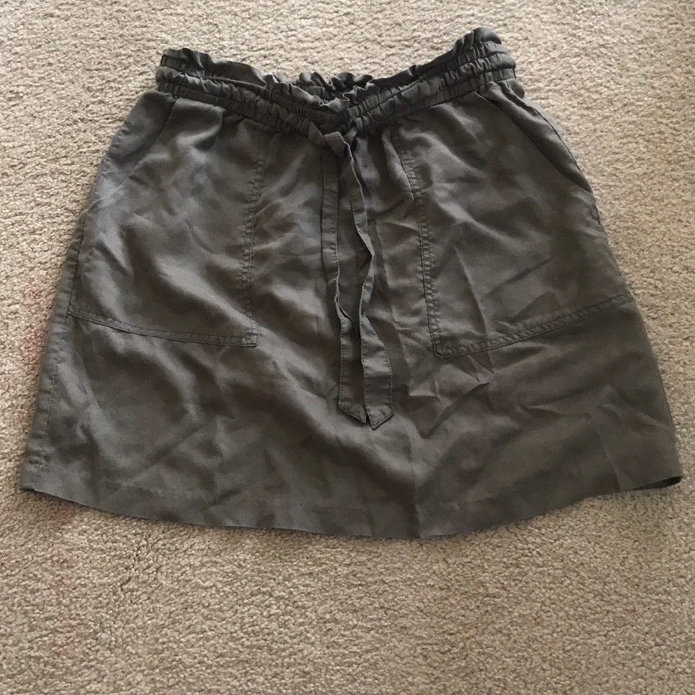 Women’s H&M skirt